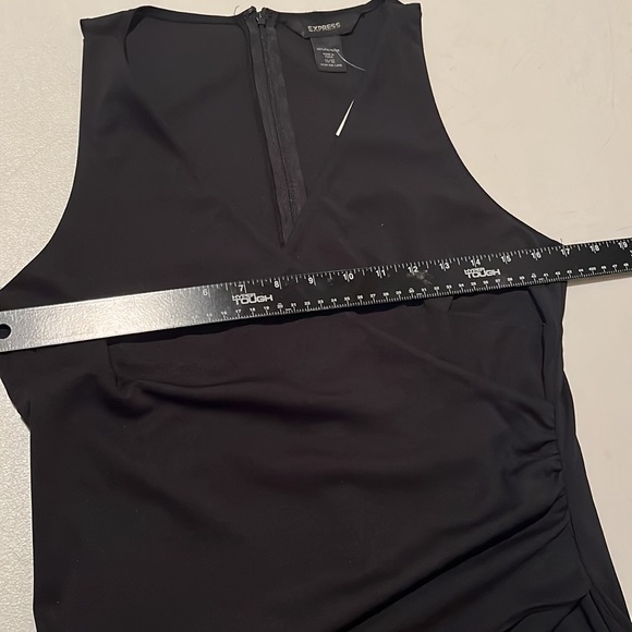 Express black sleeveless faux wrap dress shirred detail size large fits 10 - Picture 3 of 11